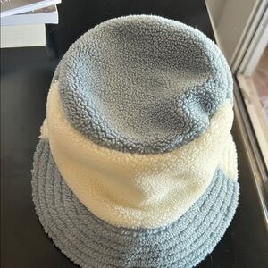 Zara Fleece Bucket Hat in Gray and Cream